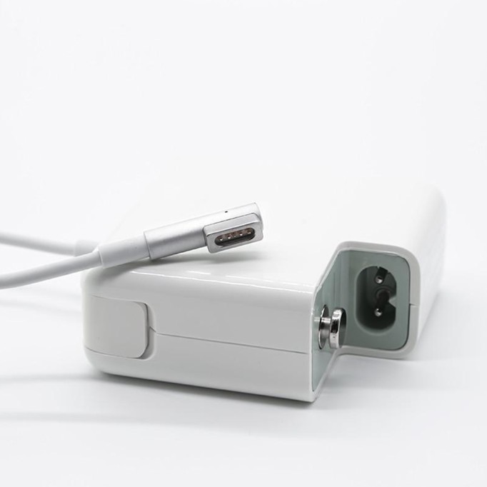 Apple 85W MagSafe Güç Adaptörü MC556CH/A
