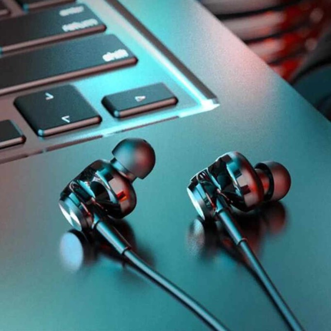 Lenovo QF310 Mikrofonlu Kablolu Kulak İçi Kulaklık Beyaz