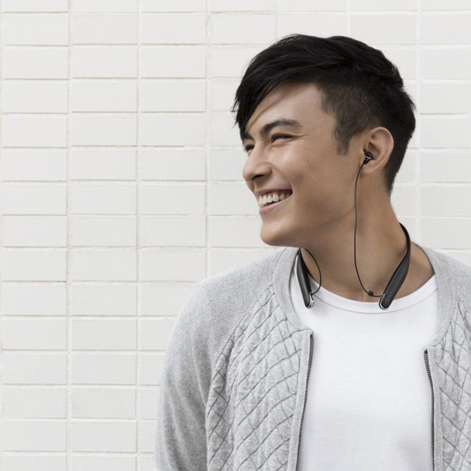 Philips SHB4205 Flite Hyprlite Kablosuz Bluetooth kulaklık