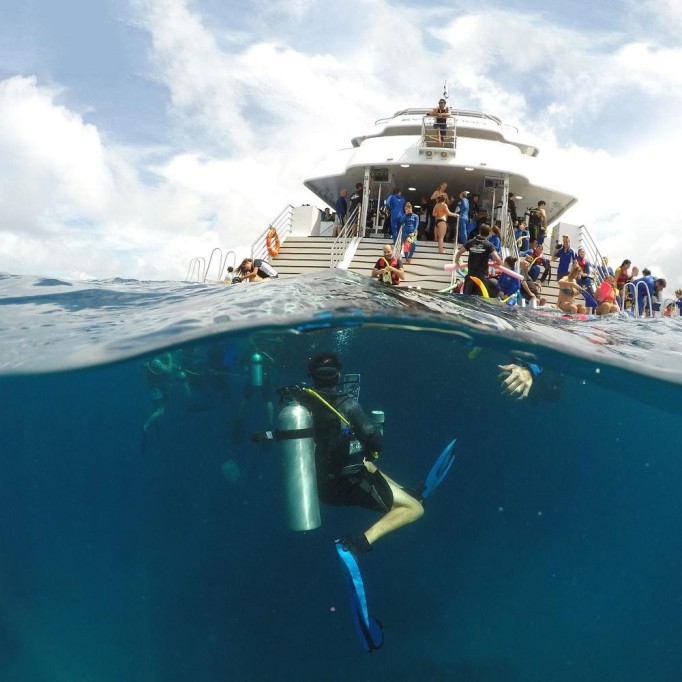 SHOOT GoPro Hero 3 - 4 İçin Parasoleyli Su Altı Dome Port