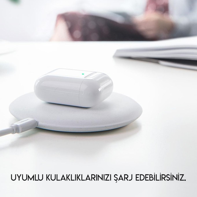 UGREEN 15W Kablosuz Şarj Cihazı UGREEN 15W Kablosuz Şarj Cihazı