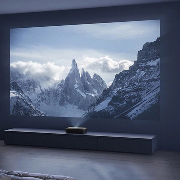 Xiaomi 150 inch 4K Ultra HD Lazer Projeksiyon Cihazı Xiaomi 150 inch 4K Ultra HD Lazer Projeksiyon Cihazı