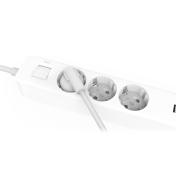 Xiaomi Mi 3 USB ve 3 Çıkışlı Akım Korumalı Priz Xiaomi Mi 3 USB ve 3 Çıkışlı Akım Korumalı Priz