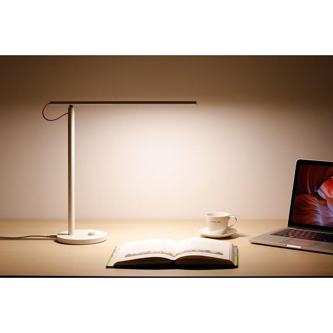 Xiaomi Mi Akıllı LED Masa Lambası